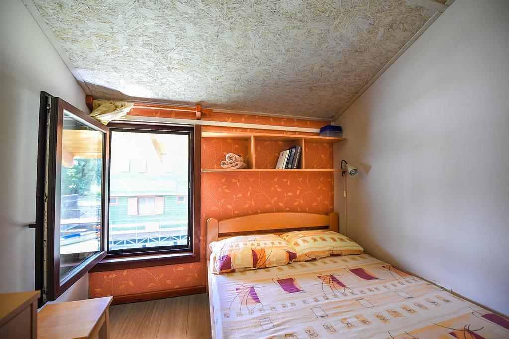 San Art Floating Hostel & Apartments Белград Экстерьер фото